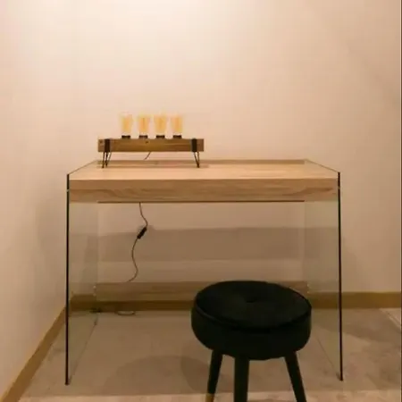 Confortable 3 Pieces Flatters Apartment